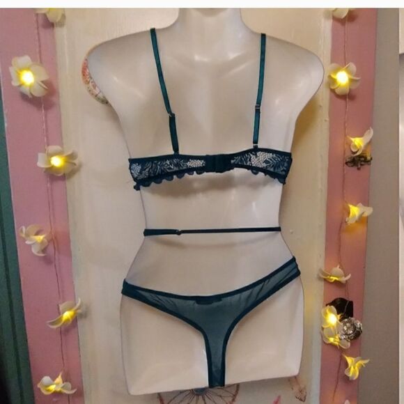 Klier forest green floral lace teddy, nwt (imported from China) - Picture 7 of 10